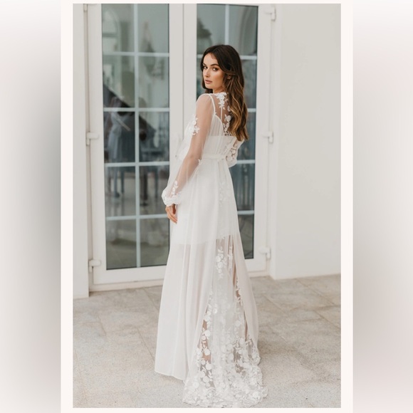 Le Rose Bridal Robe - NEW - Picture 7 of 11